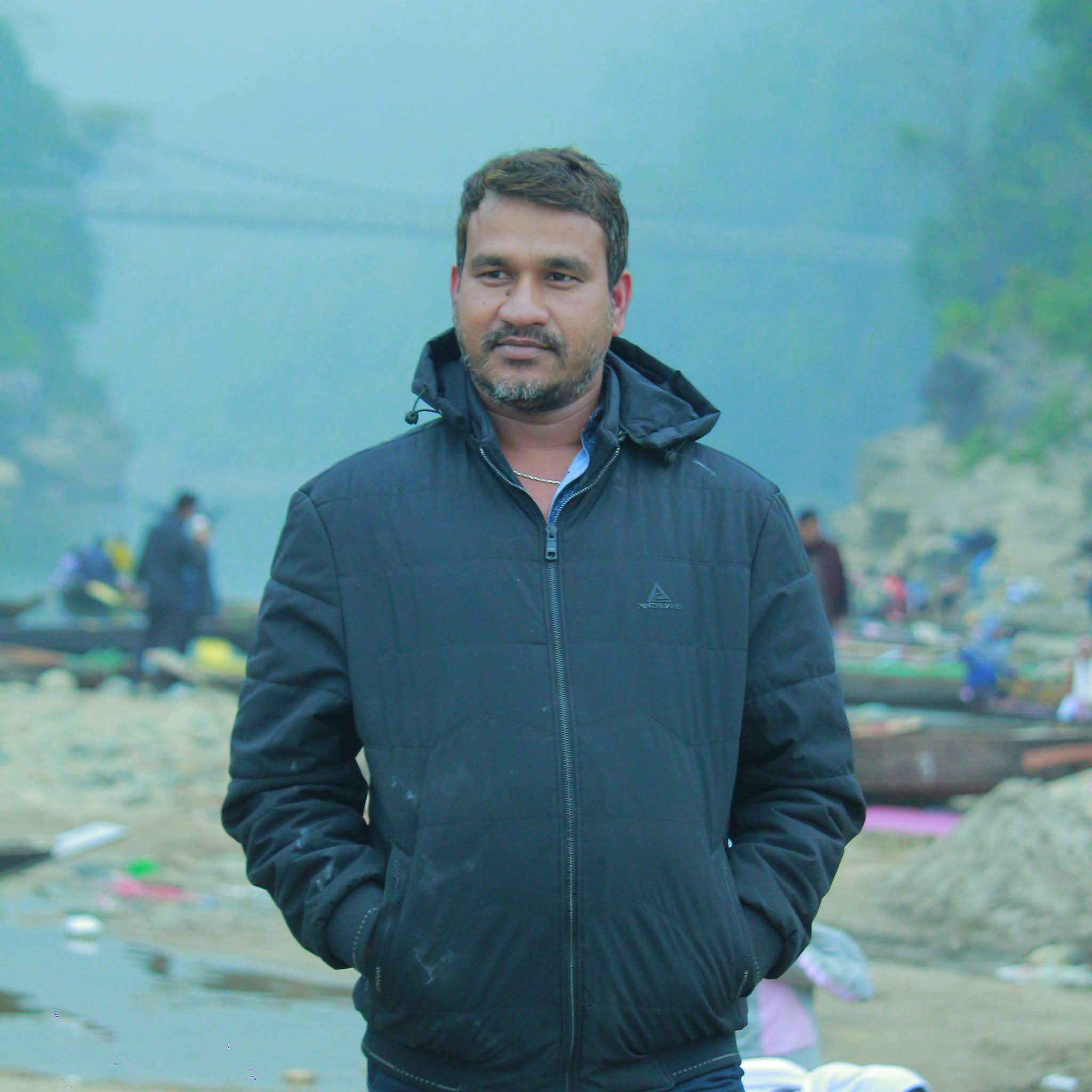 জাফলং জিরো পয়েন্টের সাদা পাথর লুটপাট কান্ডের অন্যতম সদস্য আনোয়ার আটক